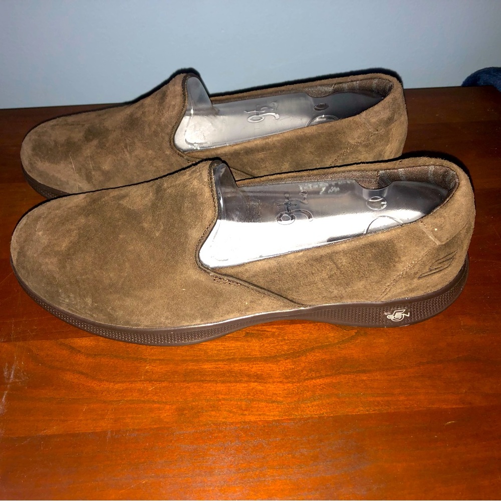 Skechers GoStep light loafers. Chocolate. New in box